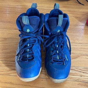 Nike Navy Blue Foams size 7